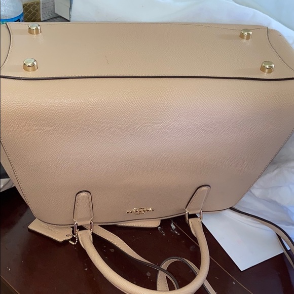 A coach bag - Picture 6 of 8